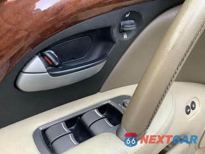 Zdjęcie 39 z 59 samochodu: 2008 ACURA RL VIN:JH4KB16638C003035 - miniatura