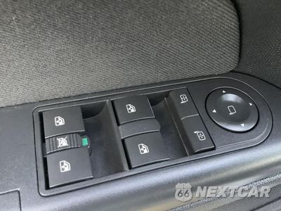 Zdjęcie 45 z 53 samochodu: 2008 SATURN ASTRA XE VIN:W08AR671785091433 - miniatura