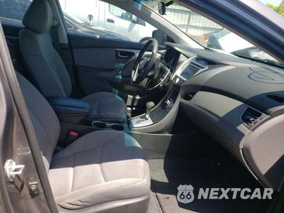 Piąte zdjęcie samochodu w środku: 2011 HYUNDAI ELANTRA GLS VIN:5NPDH4AE5BH060874 - miniatura