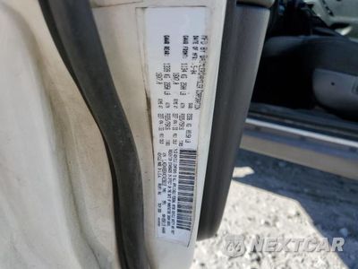 Zdjęcie 10 z 10 samochodu: 2004 JEEP GRAND CHEROKEE LAREDO VIN:1J4GX48SX4C423612 - miniatura