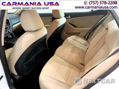 Zdjęcie 14 z 30 samochodu: 2013 KIA OPTIMA HYBRID VIN:KNAGM4AD9D5057038 - miniatura