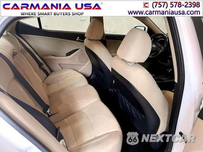 Zdjęcie 16 z 30 samochodu: 2013 KIA OPTIMA HYBRID VIN:KNAGM4AD9D5057038 - miniatura