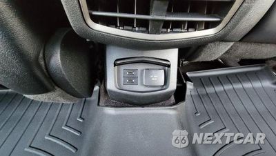Zdjęcie 14 z 31 samochodu: 2017 LINCOLN MKZ RESERVE VIN:3LN6L5E90HR610946 - miniatura