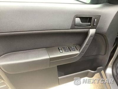 Zdjęcie 38 z 47 samochodu: 2011 FORD FOCUS SE VIN:1FAHP3FN1BW194496 - miniatura