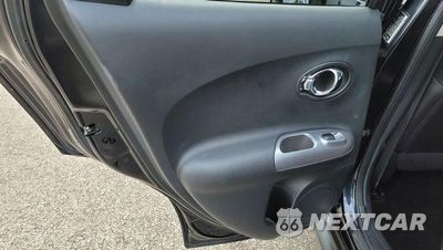 Zdjęcie 11 z 29 samochodu: 2011 NISSAN JUKE S VIN:JN8AF5MV6BT020362 - miniatura
