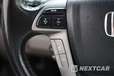 Zdjęcie 29 z 49 samochodu: 2014 HONDA PILOT EXLN VIN:5FNYF3H70EB002103 - miniatura