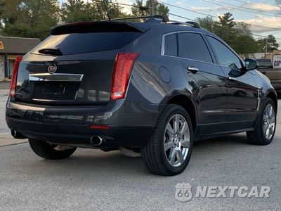 Trzecie zdjęcie samochodu z tyłu: 2010 CADILLAC SRX PREMIUM COLLECTION VIN:3GYFNFEY5AS611384 - miniatura