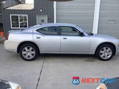 Zdjęcie 8 z 47 samochodu: 2007 DODGE CHARGER SE VIN:2B3LK43G87H797919 - miniatura