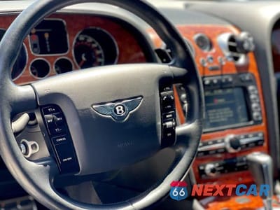 Zdjęcie 12 z 23 samochodu: 2005 BENTLEY CONTINENTAL GT VIN:SCBCR63W65C027606 - miniatura