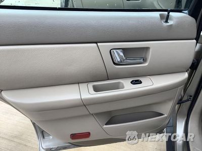 Zdjęcie 35 z 47 samochodu: 2003 FORD TAURUS SES VIN:1FAFP55213G168731 - miniatura