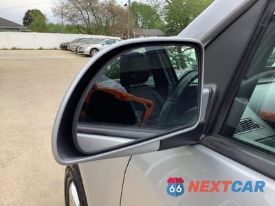 Zdjęcie 17 z 54 samochodu: 2006 PONTIAC TORRENT VIN:2CKDL63F266072970 - miniatura