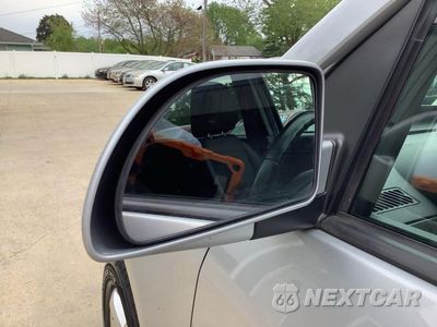 Zdjęcie 17 z 54 samochodu: 2006 PONTIAC TORRENT VIN:2CKDL63F266072970 - miniatura