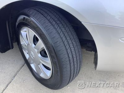 Zdjęcie 24 z 50 samochodu: 2006 BUICK LACROSSE CX VIN:2G4WC582161212869 - miniatura