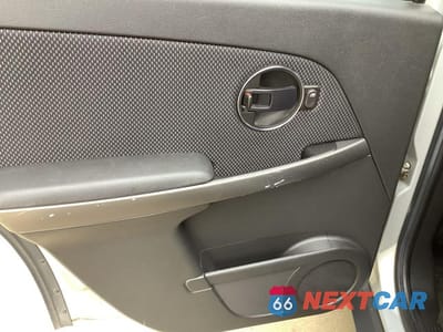 Zdjęcie 36 z 54 samochodu: 2006 PONTIAC TORRENT VIN:2CKDL63F266072970 - miniatura