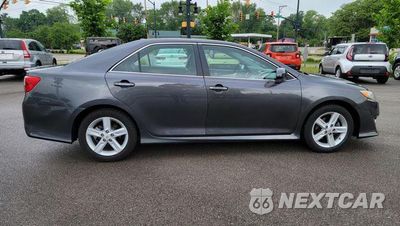 Drugie zdjęcie samochodu z przodu: 2012 TOYOTA CAMRY BASE VIN:4T1BF1FK6CU108525 - miniatura