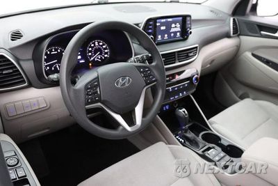Drugie zdjęcie samochodu z przodu: 2019 HYUNDAI TUCSON SE VIN:KM8J23A44KU850920 - miniatura