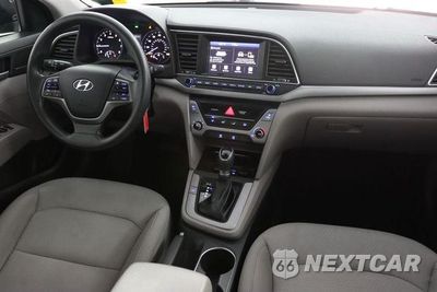 Zdjęcie 30 z 47 samochodu: 2018 HYUNDAI ELANTRA SEL VIN:5NPD84LF4JH256549 - miniatura