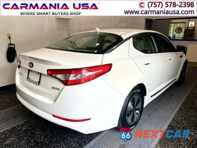 Zdjęcie 6 z 30 samochodu: 2013 KIA OPTIMA HYBRID VIN:KNAGM4AD9D5057038 - miniatura