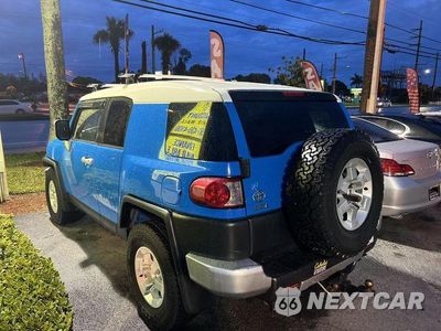 Zdjęcie 7 z 10 samochodu: 2007 TOYOTA FJ CRUISER VIN:JTEZU11F670014513 - miniatura