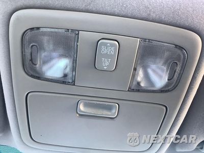 Zdjęcie 52 z 54 samochodu: 2005 TOYOTA CAMRY LE VIN:4T1BE32K65U099509 - miniatura
