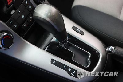 Zdjęcie 37 z 45 samochodu: 2015 CHEVROLET CRUZE LS VIN:1G1PA5SH6F7271858 - miniatura