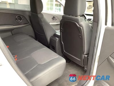 Zdjęcie 32 z 54 samochodu: 2006 PONTIAC TORRENT VIN:2CKDL63F266072970 - miniatura