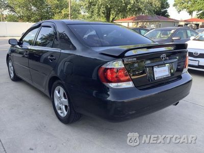 Piąte zdjęcie samochodu w środku: 2005 TOYOTA CAMRY LE VIN:4T1BE32K65U099509 - miniatura