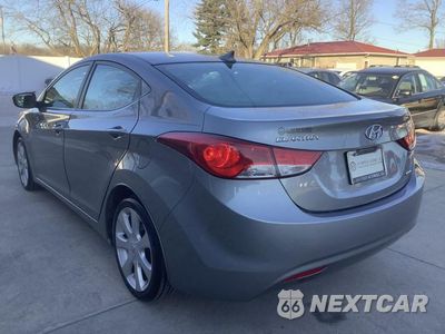 Zdjęcie 8 z 61 samochodu: 2011 HYUNDAI ELANTRA GLS VIN:KMHDH4AE3BU165849 - miniatura