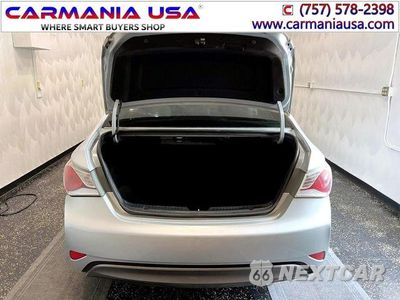 Zdjęcie 11 z 30 samochodu: 2012 HYUNDAI SONATA HYBRID VIN:KMHEC4A46CA045752 - miniatura