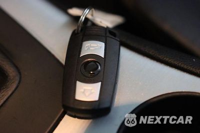 Zdjęcie 31 z 56 samochodu: 2011 BMW 328 I VIN:WBADW3C51BE537083 - miniatura