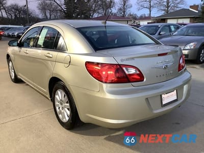 Zdjęcie 6 z 40 samochodu: 2010 CHRYSLER SEBRING TOURING VIN:1C3CC4FBXAN115623 - miniatura