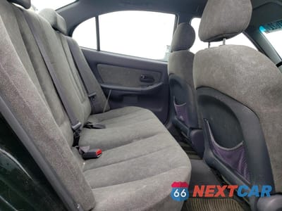 Zdjęcie 6 z 10 samochodu: 2003 HYUNDAI ELANTRA GLS VIN:KMHDN45D03U667861 - miniatura