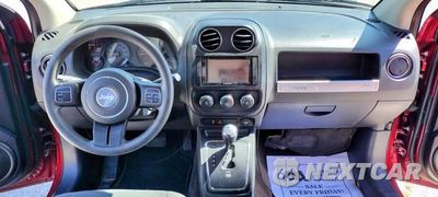 Zdjęcie 6 z 11 samochodu: 2014 JEEP COMPASS SPORT VIN:1C4NJDBB2ED809217 - miniatura