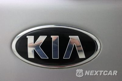 Zdjęcie 16 z 47 samochodu: 2018 KIA SOUL + VIN:KNDJP3A55J7526354 - miniatura