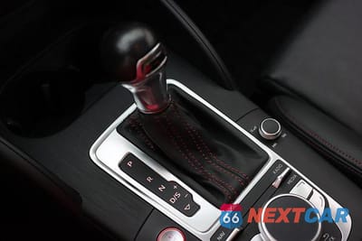 Zdjęcie 29 z 40 samochodu: 2015 AUDI S3 VIN:WAUBFGFFXF1037827 - miniatura