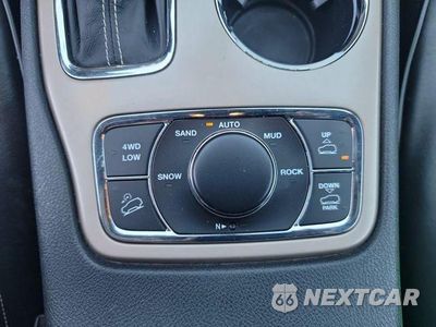 Zdjęcie 13 z 23 samochodu: 2016 JEEP GRAND CHEROKEE OVERLAND VIN:1C4RJFCG6GC452950 - miniatura