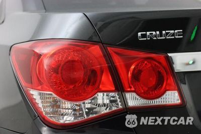 Zdjęcie 13 z 45 samochodu: 2015 CHEVROLET CRUZE LS VIN:1G1PA5SH6F7271858 - miniatura