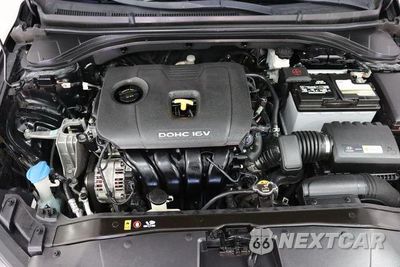 Zdjęcie 46 z 47 samochodu: 2018 HYUNDAI ELANTRA SEL VIN:5NPD84LF4JH256549 - miniatura