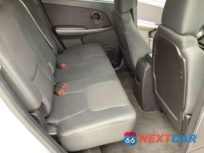 Zdjęcie 31 z 54 samochodu: 2006 PONTIAC TORRENT VIN:2CKDL63F266072970 - miniatura