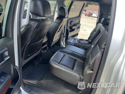 Zdjęcie 7 z 10 samochodu: 2014 GMC SIERRA C1500 SLE VIN:3GTP1UEC2EG513940 - miniatura
