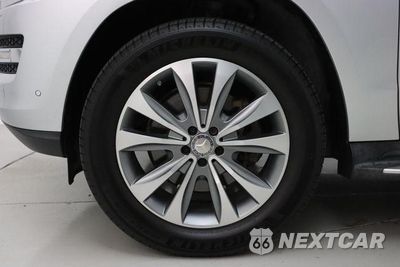 Zdjęcie 15 z 52 samochodu: 2016 MERCEDES-BENZ GL 450 4MATIC VIN:4JGDF6EE7GA646949 - miniatura