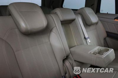 Zdjęcie 51 z 52 samochodu: 2016 MERCEDES-BENZ GL 450 4MATIC VIN:4JGDF6EE7GA646949 - miniatura