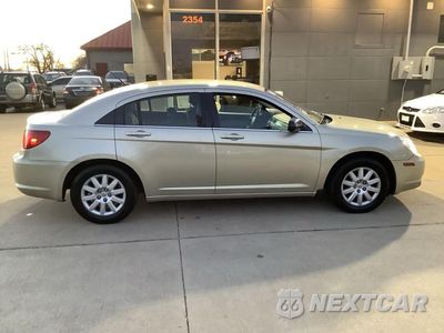 Zdjęcie 10 z 40 samochodu: 2010 CHRYSLER SEBRING TOURING VIN:1C3CC4FBXAN115623 - miniatura
