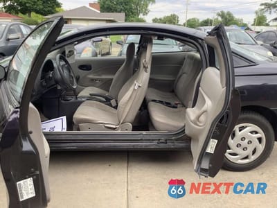 Zdjęcie 23 z 24 samochodu: 1999 SATURN SC1 VIN:1G8ZP1283XZ324457 - miniatura