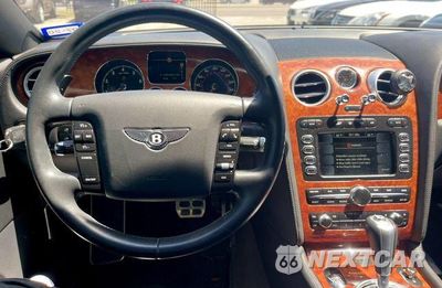 Zdjęcie 13 z 23 samochodu: 2005 BENTLEY CONTINENTAL GT VIN:SCBCR63W65C027606 - miniatura