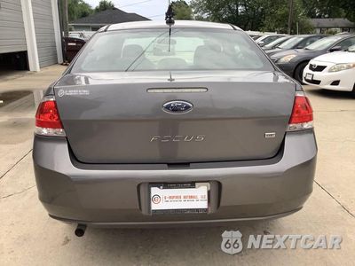Zdjęcie 6 z 47 samochodu: 2011 FORD FOCUS SE VIN:1FAHP3FN1BW194496 - miniatura