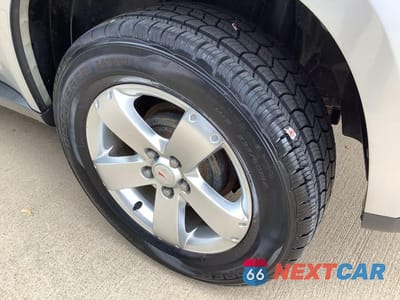 Zdjęcie 23 z 54 samochodu: 2006 PONTIAC TORRENT VIN:2CKDL63F266072970 - miniatura