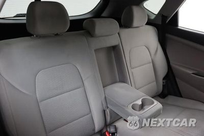 Zdjęcie 44 z 50 samochodu: 2019 HYUNDAI TUCSON SE VIN:KM8J23A44KU850920 - miniatura