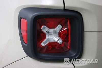 Zdjęcie 18 z 49 samochodu: 2015 JEEP RENEGADE LATITUDE VIN:ZACCJBBT9FPC05106 - miniatura