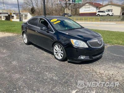 Czwarte zdjęcie samochodu z boku: 2012 BUICK VERANO CONVENIENCE VIN:1G4PR5SK5C4138920 - miniatura